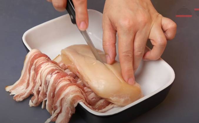 Сливочная курица с соусом песто в духовке - Книга рецептов Вкусно!
