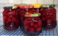 рецепт Варенье из клубники 5 минутка с целыми ягодами