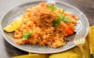 рецепт Курица с рисом и помидорами по-испански Просто Кухня