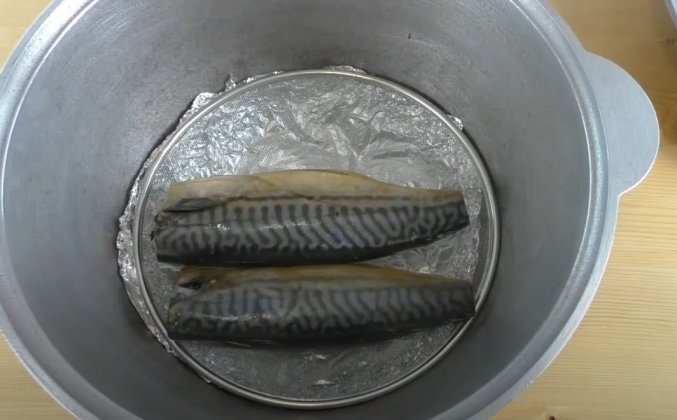 Рецепт копченой скумбрии в домашних условиях