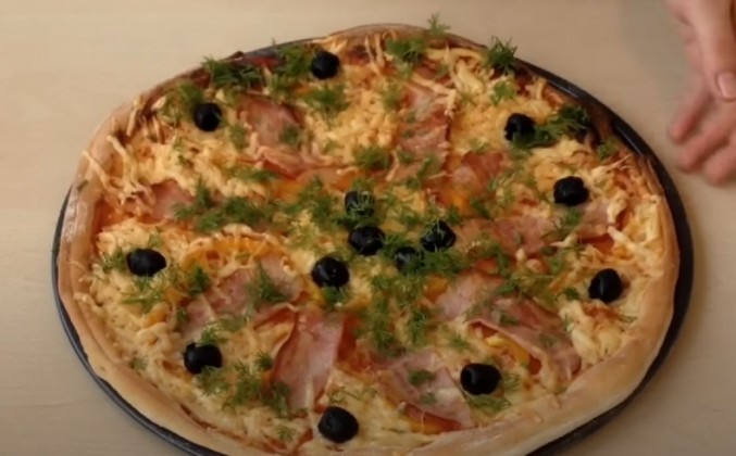 Пицца с беконом и сыром Ольги Матвей рецепт