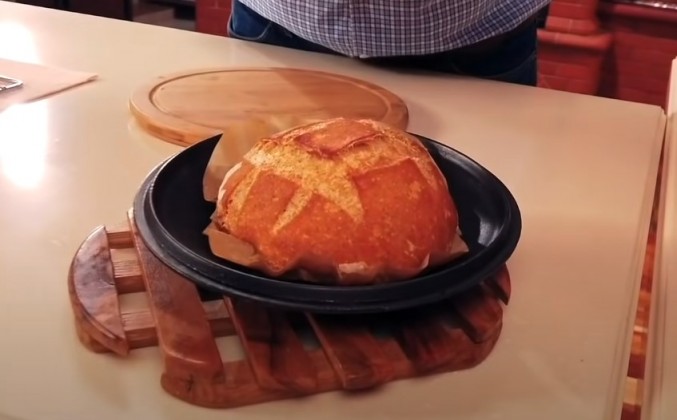 Хлеб в казане	на костре рецепт