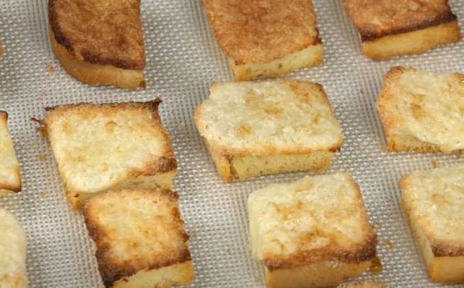 Хлеб со сметаной и сахаром Кухня Наизнанку к чаю рецепт