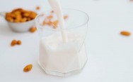 рецепт Как приготовить миндальное молоко