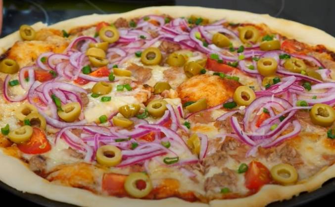 Идеальная пицца с тунцом Ольги Матвей рецепт
