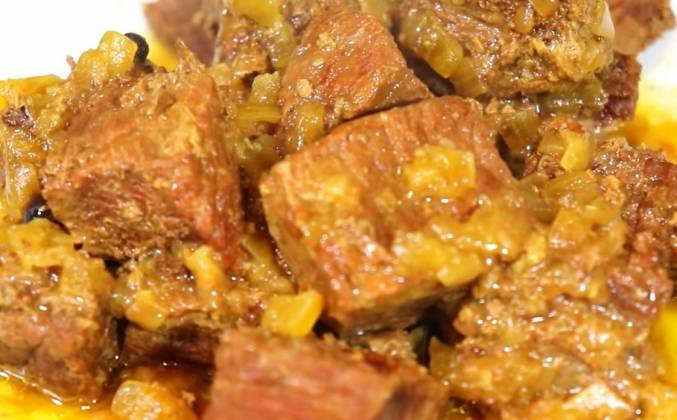 Тушеное мясо, просто и вкусно), пошаговый рецепт на ккал, фото, ингредиенты - Оксанка