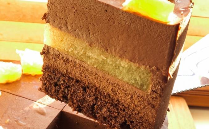 Шоколадно-апельсиновый торт со сливочным кремом
