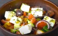рецепт Греческий салат классический с фетой