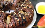 рецепт Шоколадный пирог с медовыми грушами