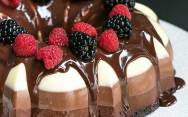 рецепт Шоколадно слоеный торт 3 шоколада без выпечки