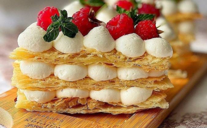 Мильфей с ягодами, пошаговый рецепт с фотографиями – Французская кухня: Выпечка и десерты. «Еда»