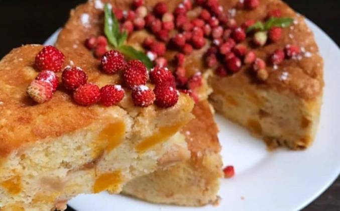 Яблочный пирог на сметане и сливочном масле в духовке - 7 пошаговых фото в рецепте