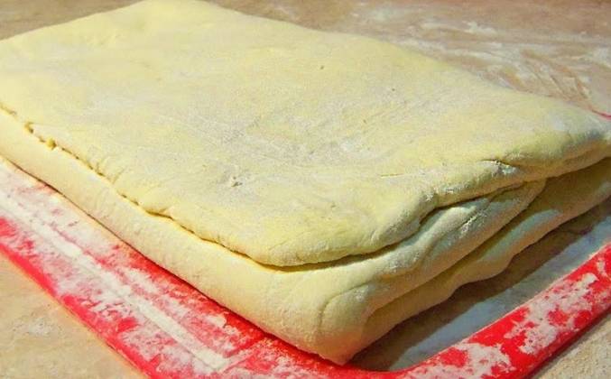 Быстрое тесто для пирожков на ряженке (без дрожжей) — рецепт с фото пошагово