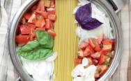 рецепт Паста с томатами на сковороде