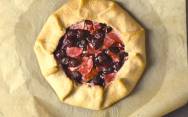 рецепт Открытый пирог с ягодами в духовке