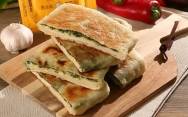 рецепт Кутабы с зеленью и сыром на сковороде по азербайджански