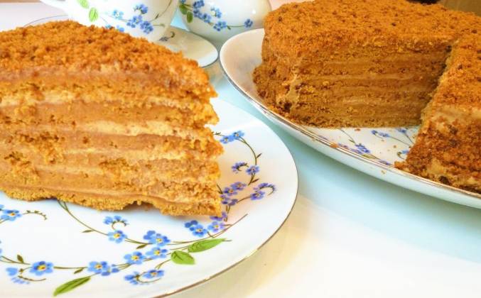 Медовый торт со сметанным кремом «Рыжик» | Рецепты на вороковский.рф