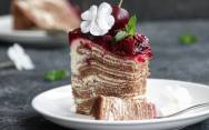 рецепт Простой блинный торт с желе