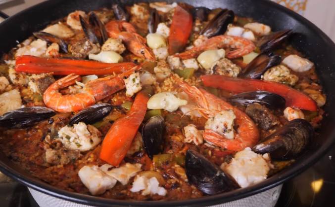 Испанская паэлья с морепродуктами классическая рецепт