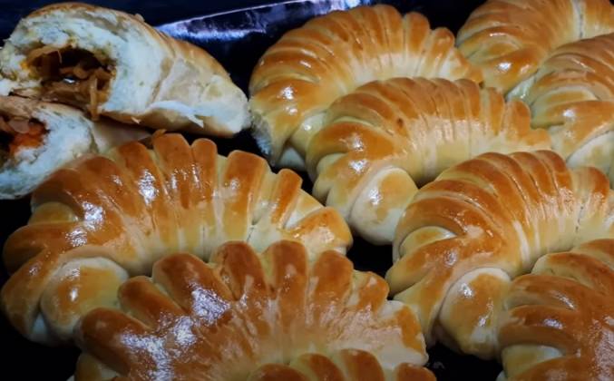 Экономные сладкие пирожки с морковкой и не только: пошагово с фото