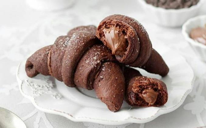 Итальянские круассаны шоколадные с нутеллой Корнетти рецепт