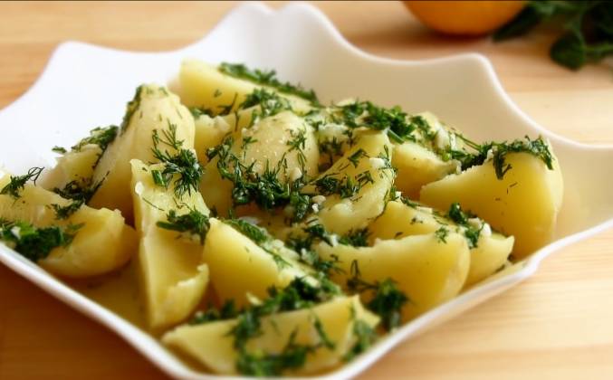 Вареная картошка с маслом и с лимоном рецепт