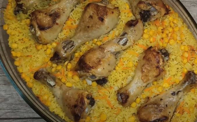 Курица, тушеная с рисом и овощами, пошаговый рецепт на ккал, фото, ингредиенты - Людмила