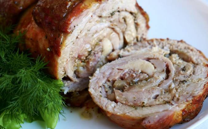 Вкусный мясной рулет из свинины — Кулинарные рецепты любящей жены