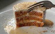 рецепт ПП морковный торт с творожным кремом в микроволновке