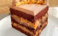 рецепт Шоколадный торт Сникерс в домашних условиях