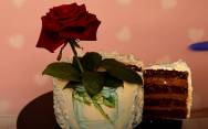 рецепт Как украсить торт цветами живыми