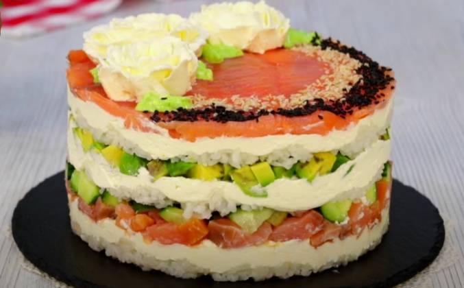 Рецепы закусочных салатов в виде торта