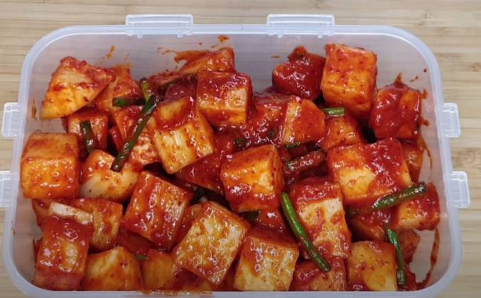 Кимчи из редьки Кактуги по корейски рецепт