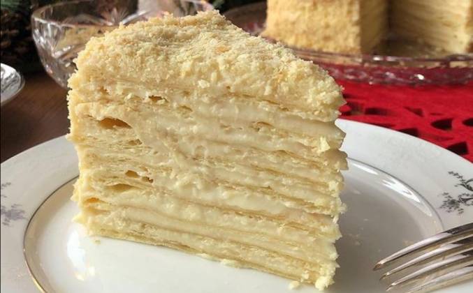 Простой торт Наполеон с заварным кремом — рецепт с фото и видео