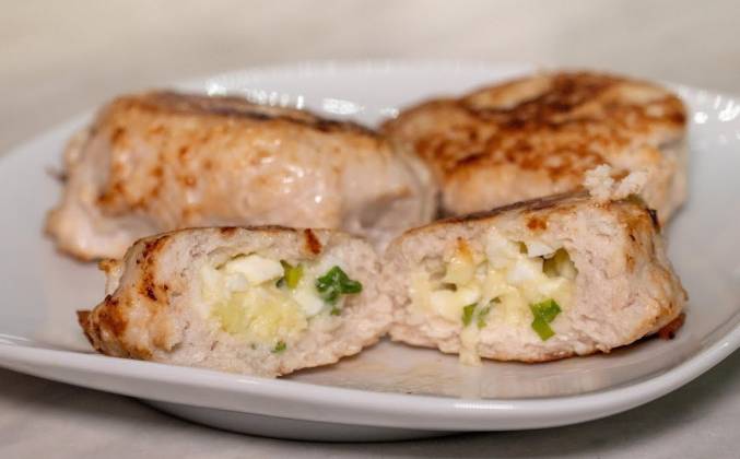 Куриные котлеты с яйцом, пошаговый рецепт на 1257 ккал, фото, ингредиенты - michsenkoea