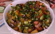 рецепт Турецкий салат из перца, помидоров, огурцов и граната