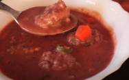 рецепт Суп с фрикадельками из фарша говядины, фасолью и перцем
