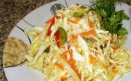 рецепт Салат из капусты свежей морковью и уксусом