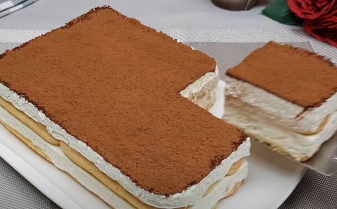 Простой творожный торт с печеньем без выпечки рецепт