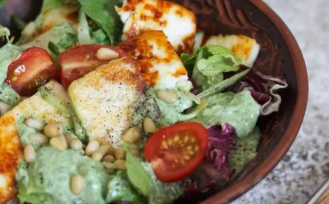 Нежный салат с адыгейским сыром, пошаговый рецепт с фотографиями – Авторская кухня: Салаты. «Еда»