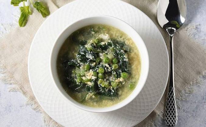 Суп с зеленым горошком и шпинатом рецепт