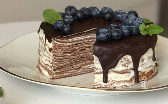 Домашний блинный торт с кремом из сгущенки и сливок рецепт