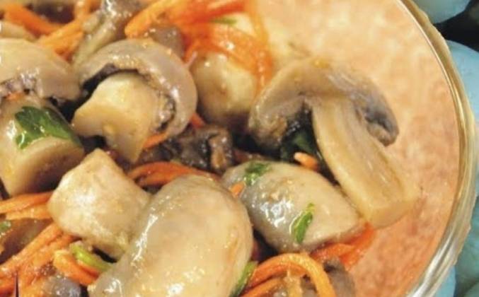 Салат  с грибами и корейской морковью рецепт