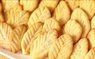 рецепт Песочное печенье листики на сливочном масле