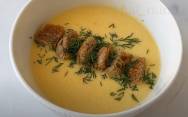 рецепт Сырный крем суп с картофелем и морковкой