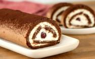 рецепт Шоколадный рулет с кремом и вишней без муки
