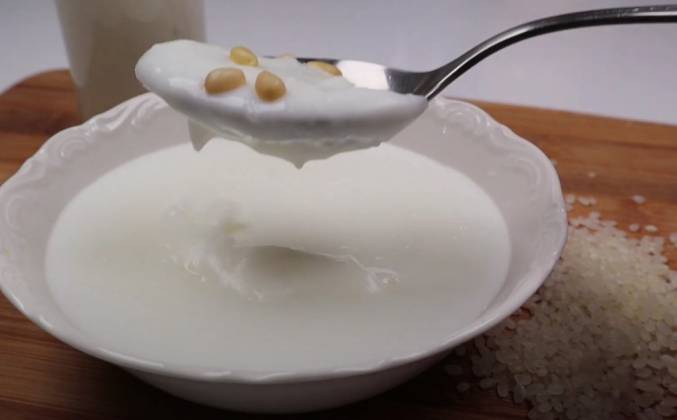 Молочная рисовая каша в кастрюле на молоке рецепт