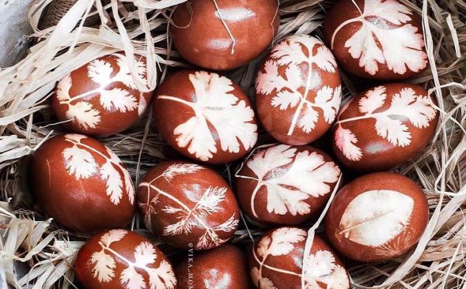 Как покрасить яйца луковой шелухой красиво на пасху рецепт