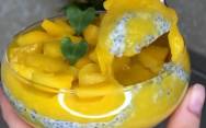 Десерт с семенами чиа и манго