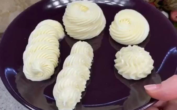 Видео Заварной крем пломбир для торта рецепт